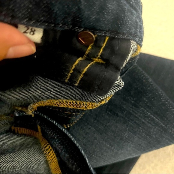 7 for All Mankind Kimmie Bootcut Jeans Dark Wash Size 28 EUC Everyday, Going Out - Picture 7 of 9